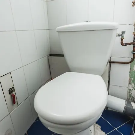 Two-rooms Apt Near Sacre-coeur Paris